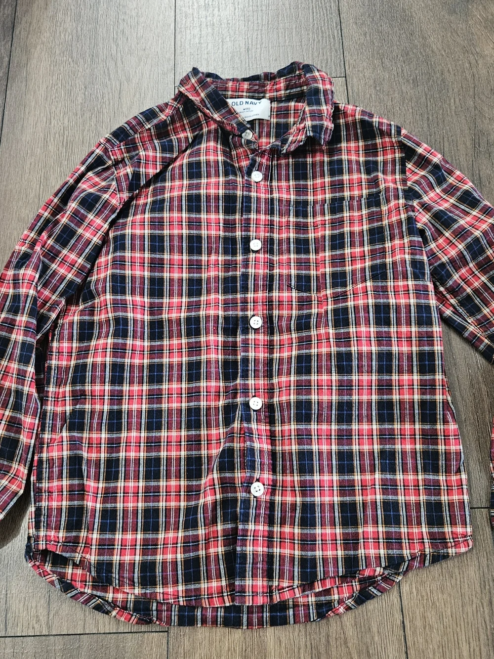 Old Navy Boy's Button Down Plaid Shirt Size M (8)